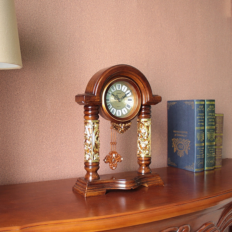 High-end Chinese Retro Decorative Desk Clock For Living Room Atmospheric Silent Clock With Pendulum